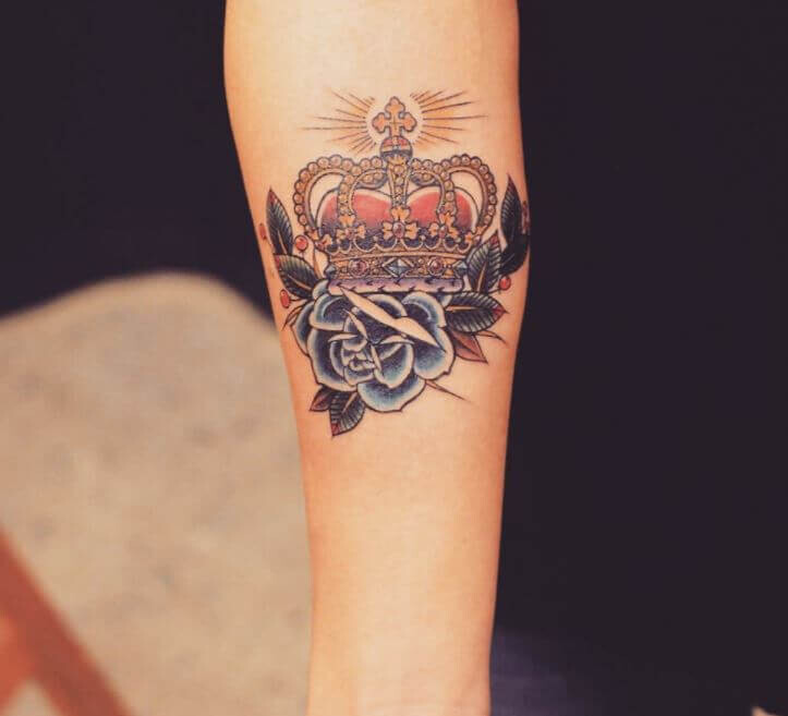 king and queen crown tattoos
